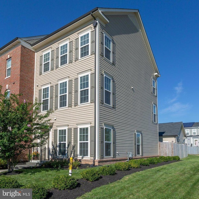 800 Basswood Dr, Stafford, VA 22554 - photo 1