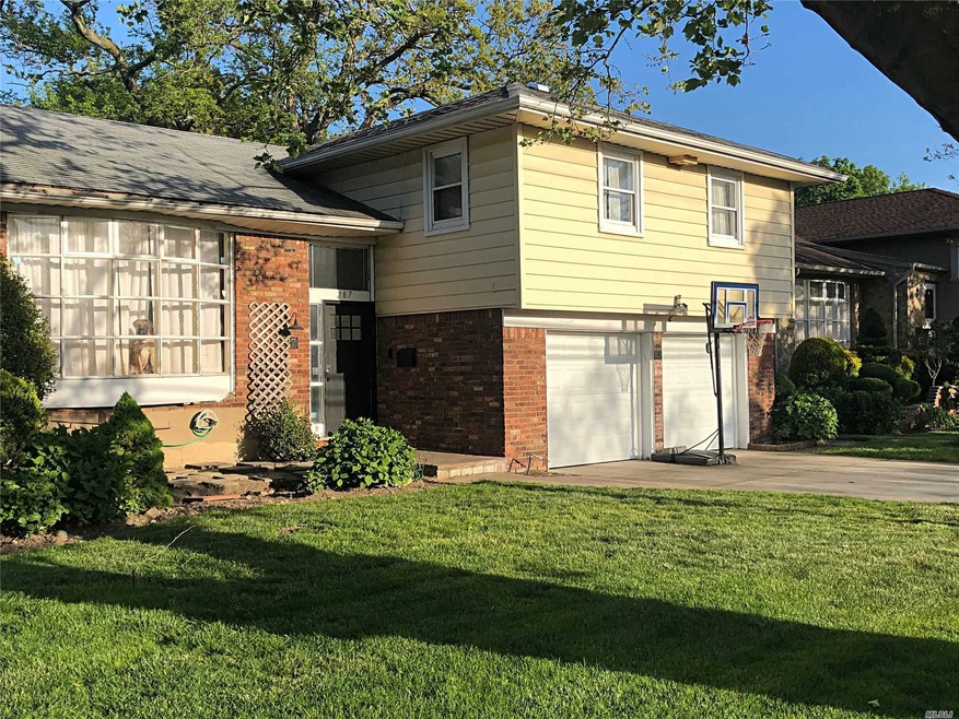 287 Hungry Harbor Rd, Valley Stream, NY 11581 - photo 1