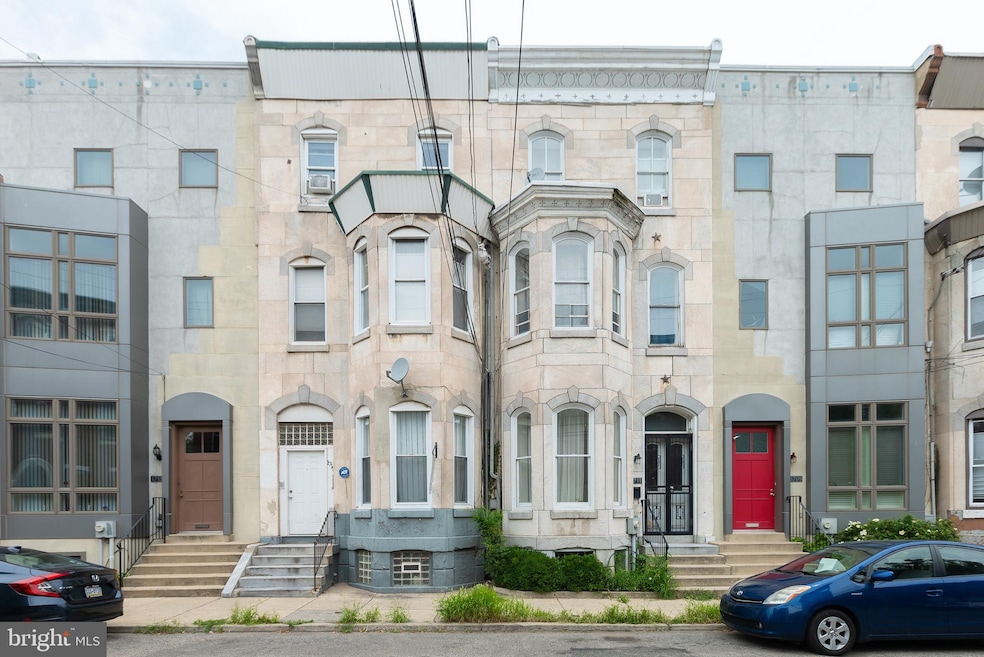 1713 W Oxford St, Philadelphia, PA 19121 - photo 1