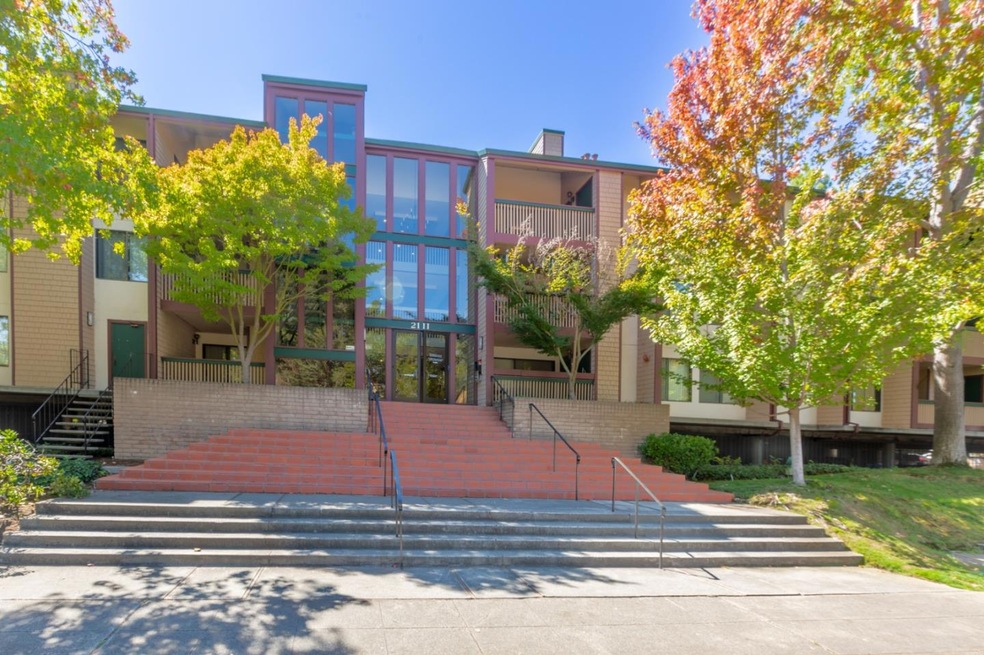 2111 Latham St unit 303, Mountain View, CA 94040 - photo 1