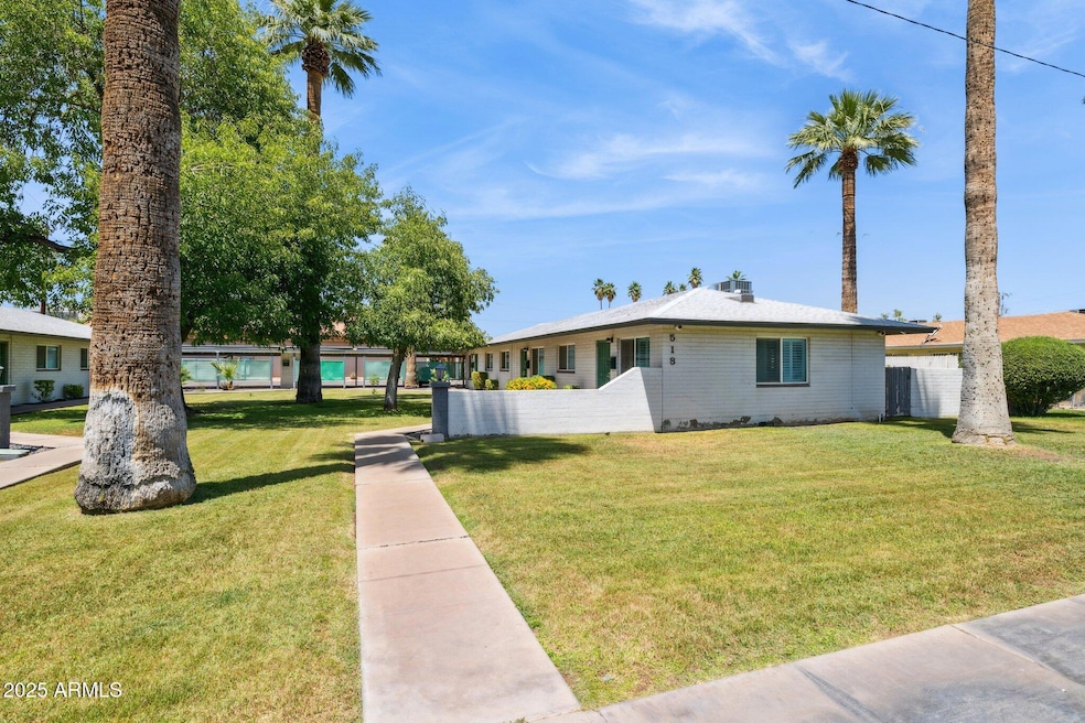 1-web-or-mls-518-e-roanoke-ave-4