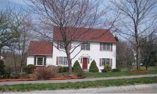 5 Crystal Pond Ln, Franklin, MA 02038 - photo 1