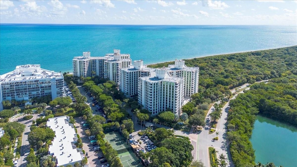 Towers of Key Biscayne unit E304, Key Biscayne, FL 33149 - photo 1