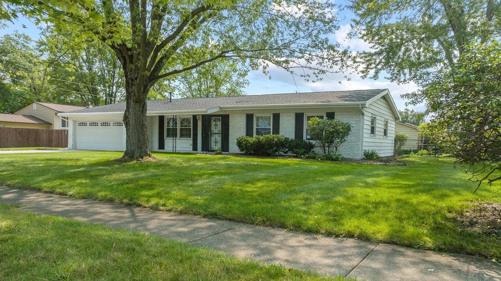 3113 Trenton Ct, Fort Wayne, IN 46808 - photo 1