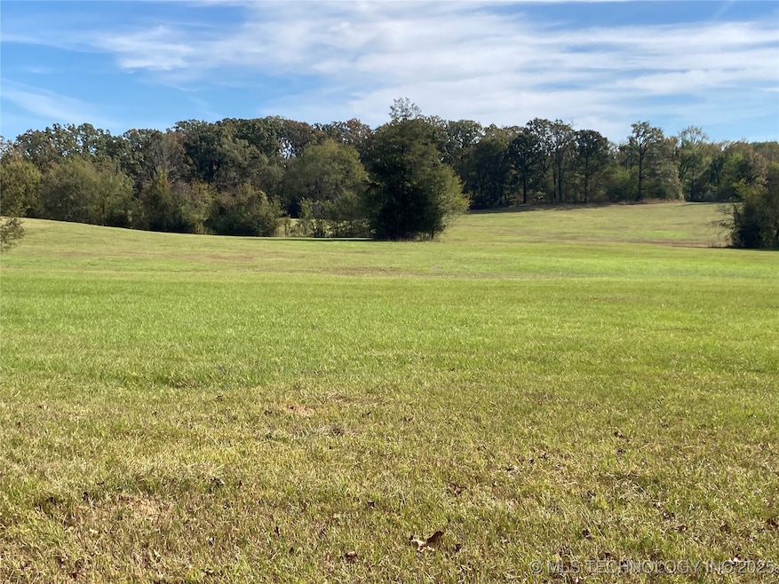 901 Sycamore Bend Loop, Broken Bow, OK 74728 - photo 1