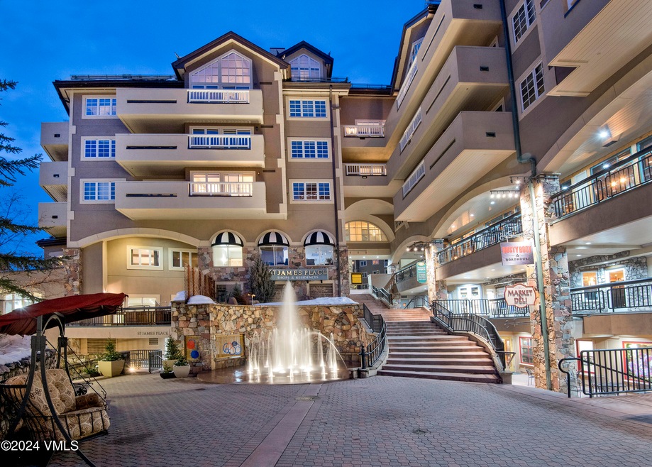 St-James-PlL-Web_001