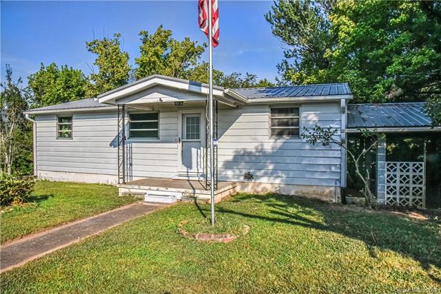 424 Dix Creek No 1 Rd, Leicester, NC 28748 - photo 1