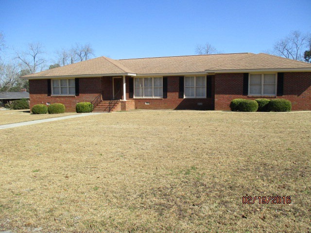 716 N Marlin St, Doerun, GA 31744 - photo 1