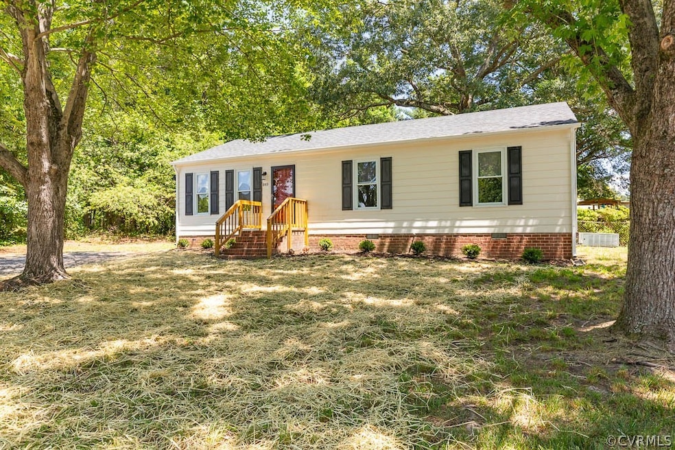 8419 Windingrun Ln, North Chesterfield, VA 23237 - photo 1