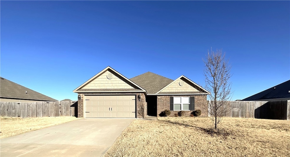 904 Jessica Leigh St, Elkins, AR 72727 - photo 1