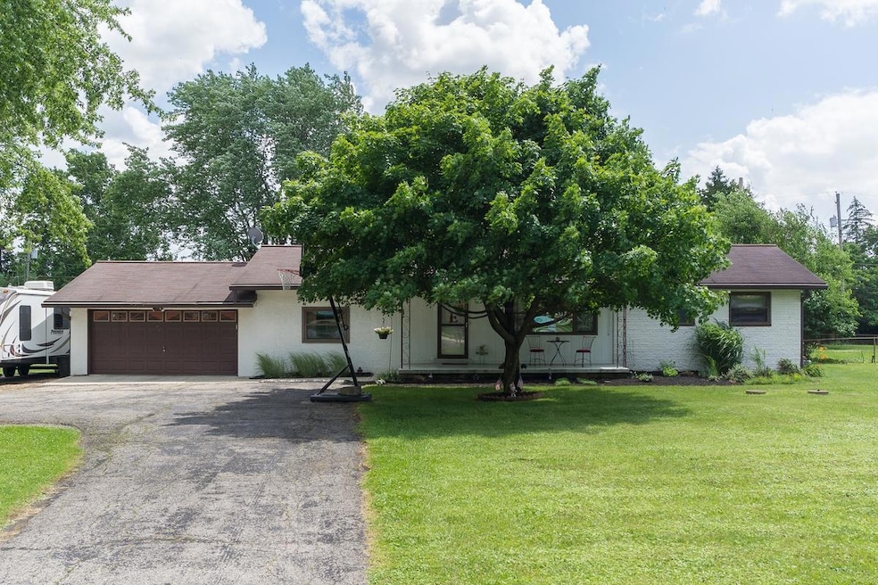 3387 Clime Rd, Columbus, OH 43223 - photo 1