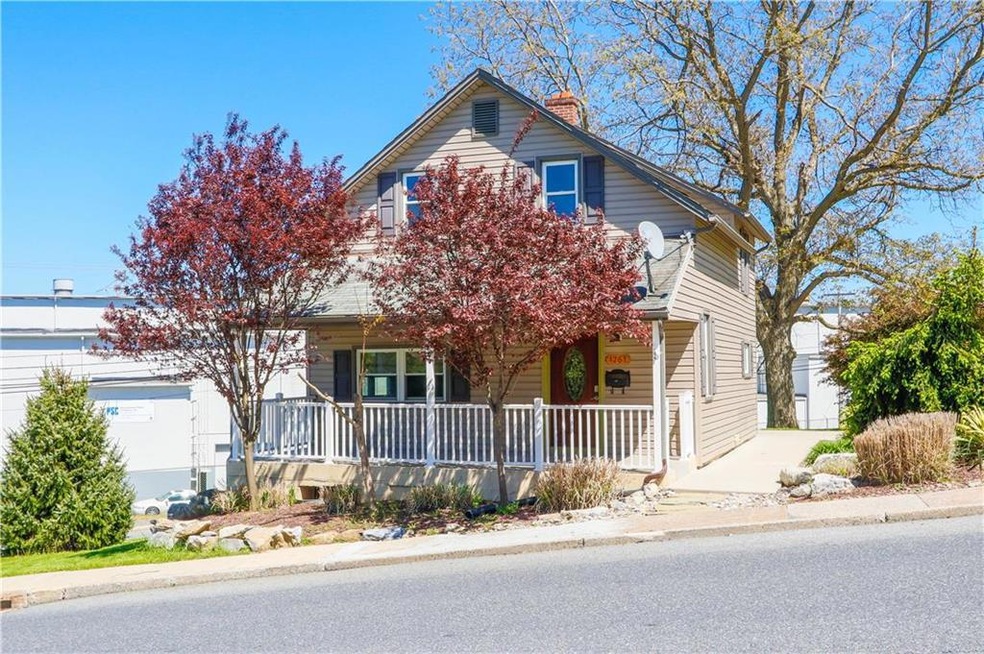 1261 Catasauqua Rd, Whitehall, PA 18052 - photo 1