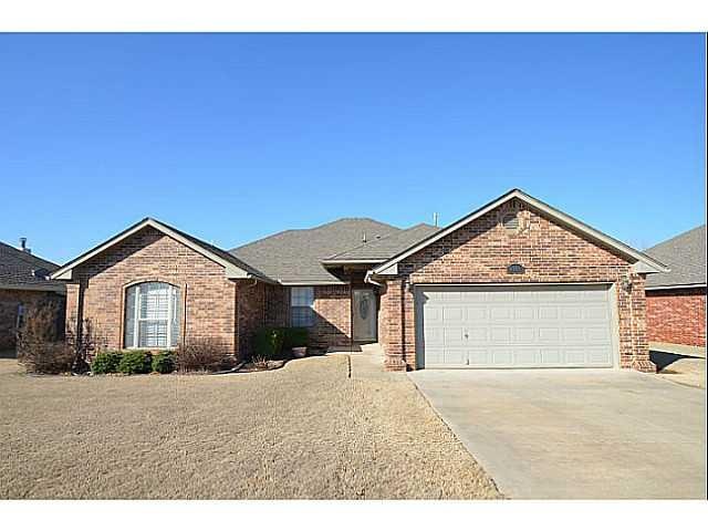 1312 Lexi Ln, Noble, OK 73068 - photo 1