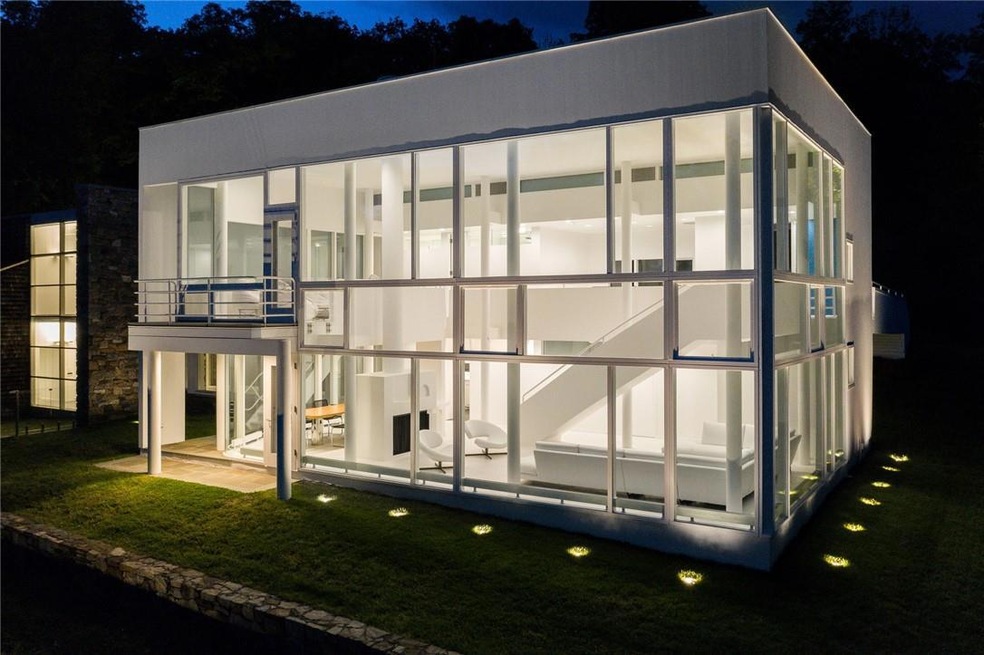 46 Old Roaring Brook Rd, Mount Kisco, NY 10549 - photo 1