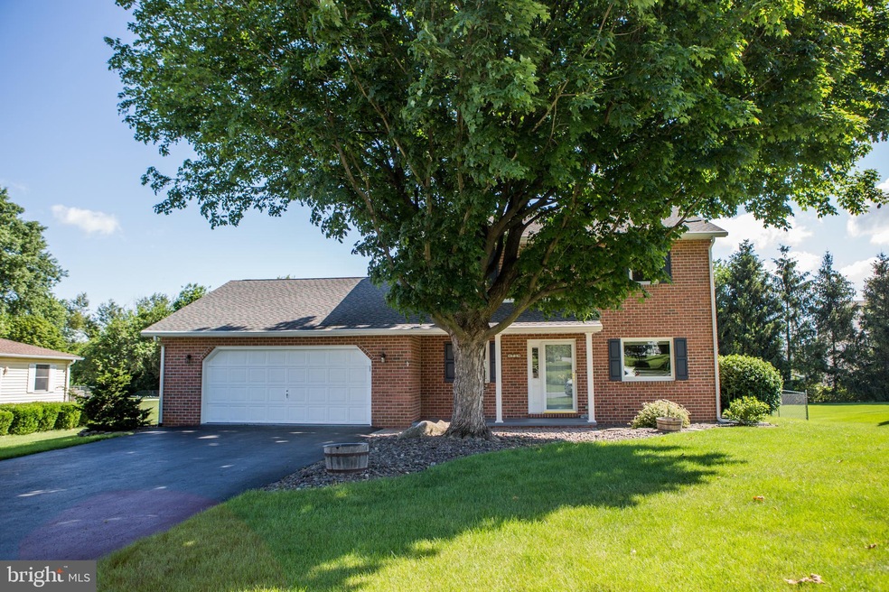 71 Jackson Dr, Chambersburg, PA 17201 - photo 1