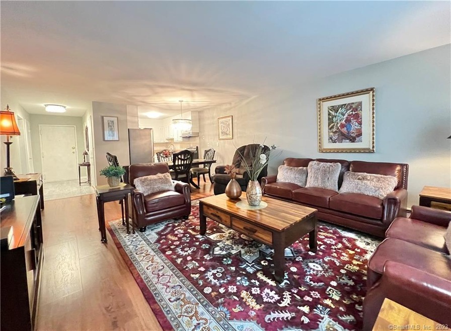 34 Crescent St unit 1G, Stamford, CT 06906 - photo 1