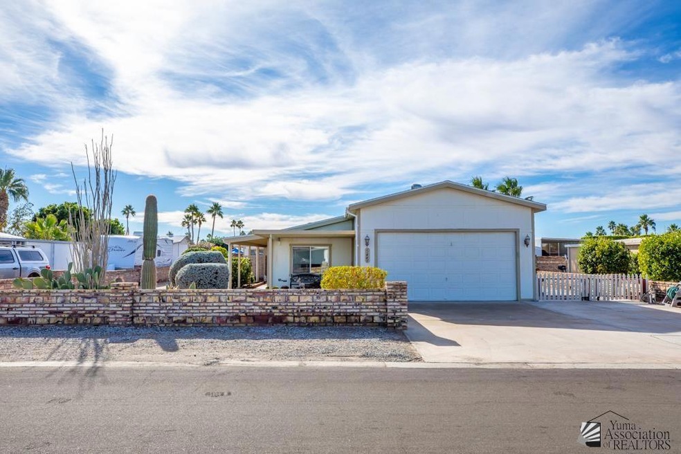 11447 E 35th Place, Yuma, AZ 85367 - photo 1