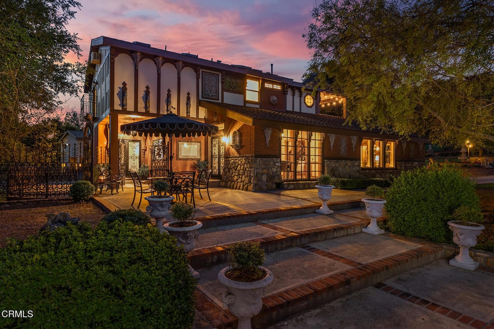 10484 Creek Rd, Oak View, CA 93022 - photo 1