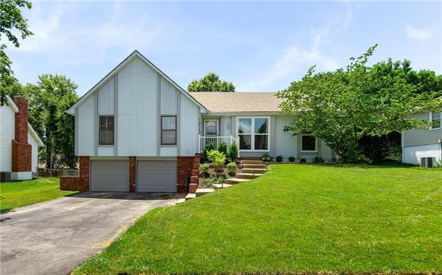 12117 W 99th St, Lenexa, KS 66215 - photo 1