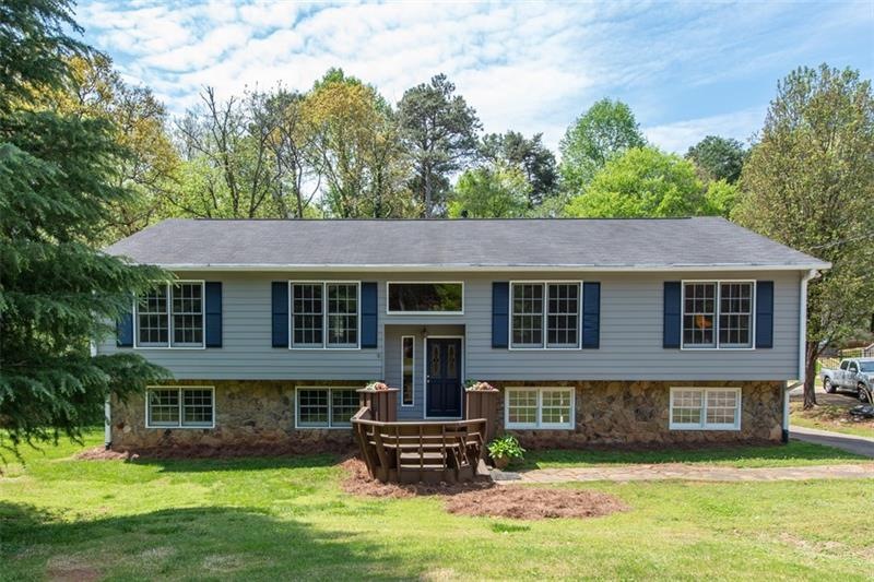 4951 Highpoint Way NE, Marietta, GA 30066 - photo 1