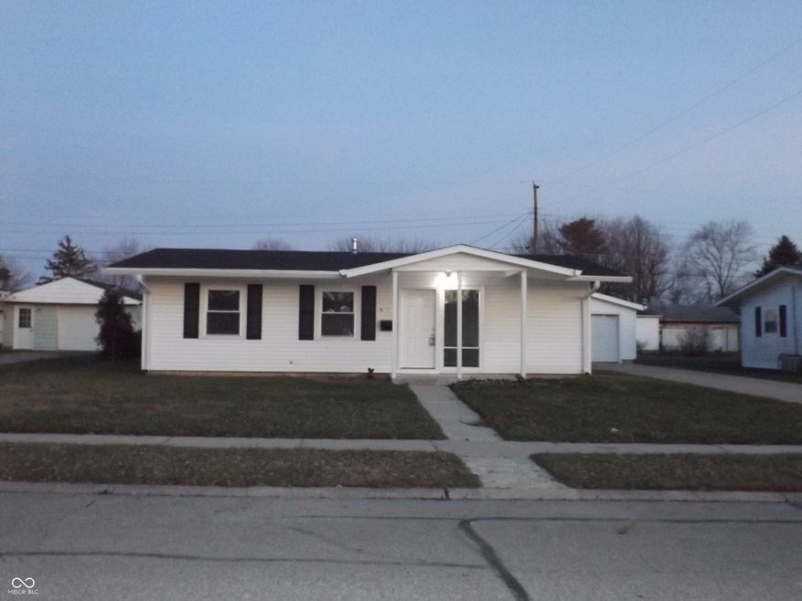 504 Roosevelt Dr, Shelbyville, IN 46176 - photo 1