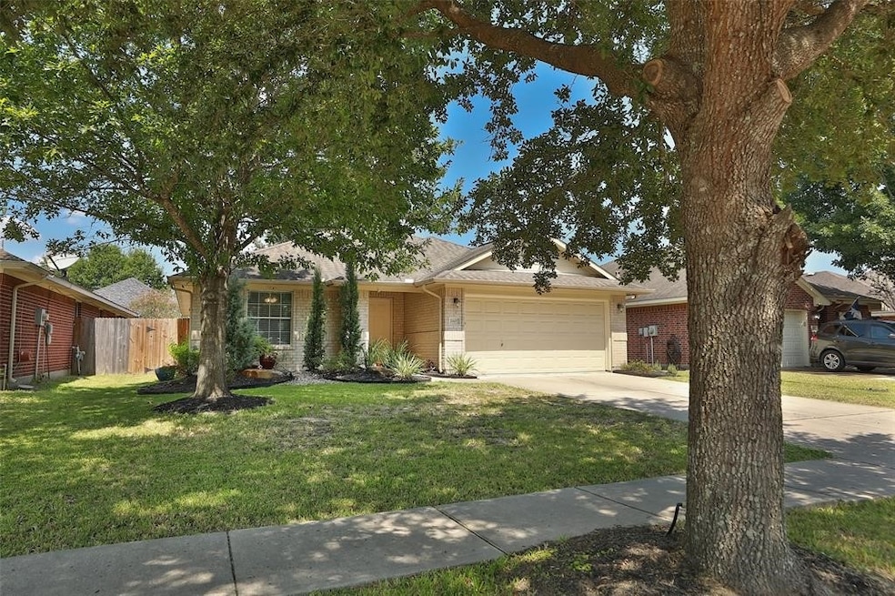 2607 Camden Park Dr, Conroe, TX 77385 - photo 1