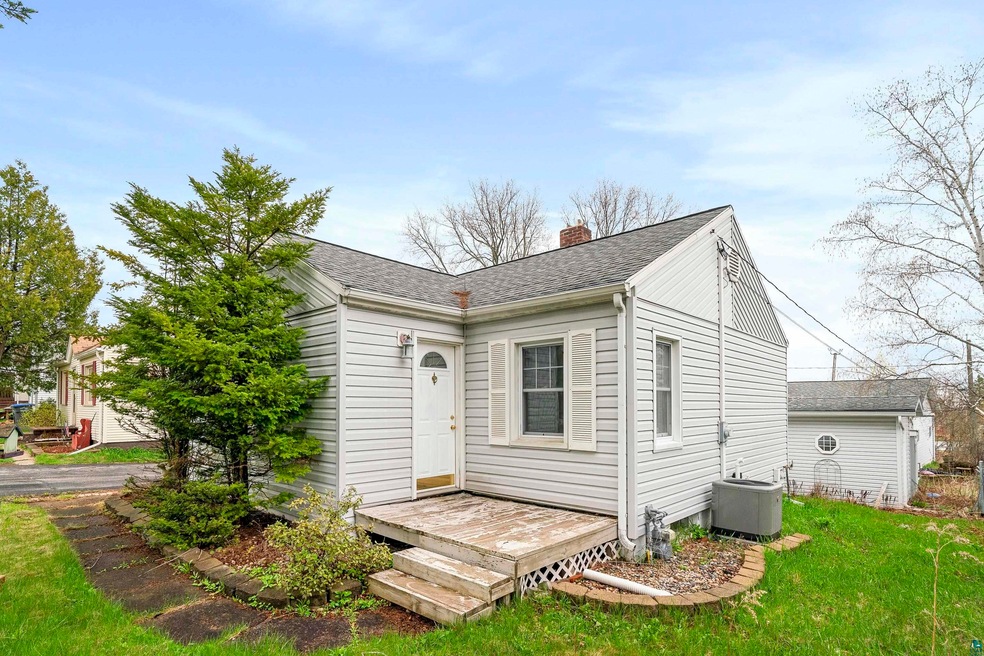 2228 W 24th St, Duluth, MN 55811 - photo 1