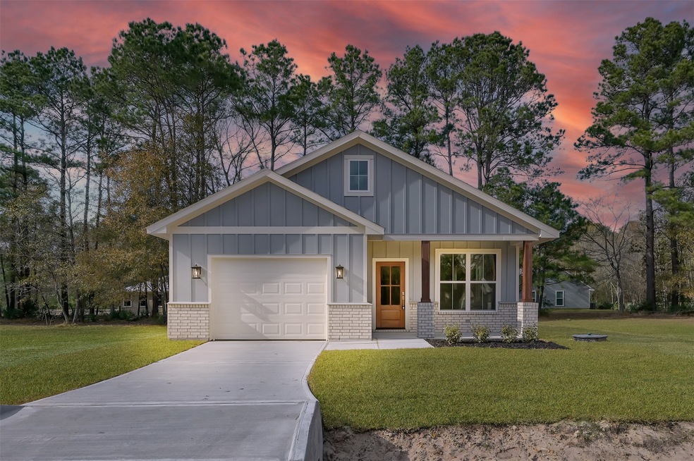 9 Drywood Ln, Huntsville, TX 77340 - photo 1