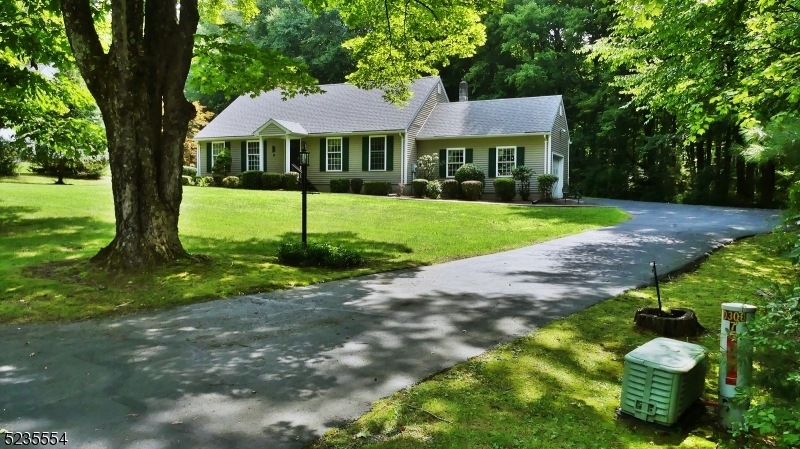 8 Minisink Dr, Montague, NJ 07827 - photo 1