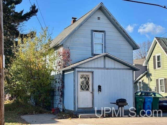 1212 Division St, Marquette, MI 49855 - photo 1