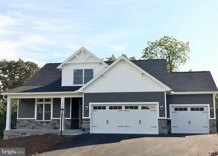 329 Toms Ln, Greencastle, PA 17225 - photo 1