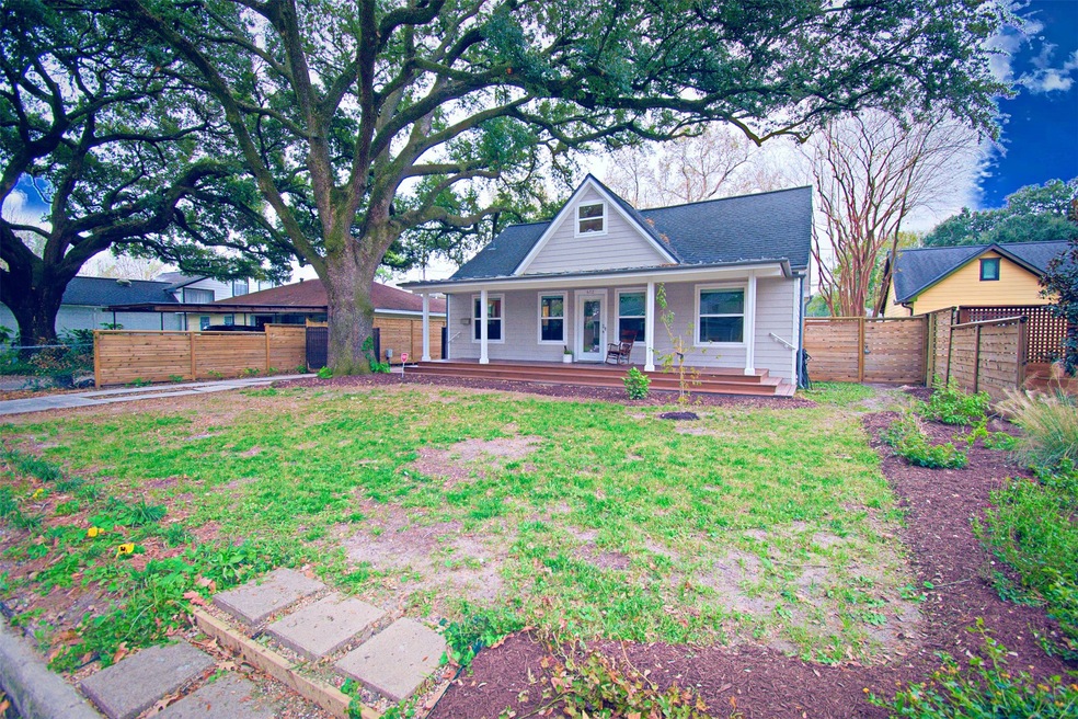 412 Sue St, Houston, TX 77009 - photo 1