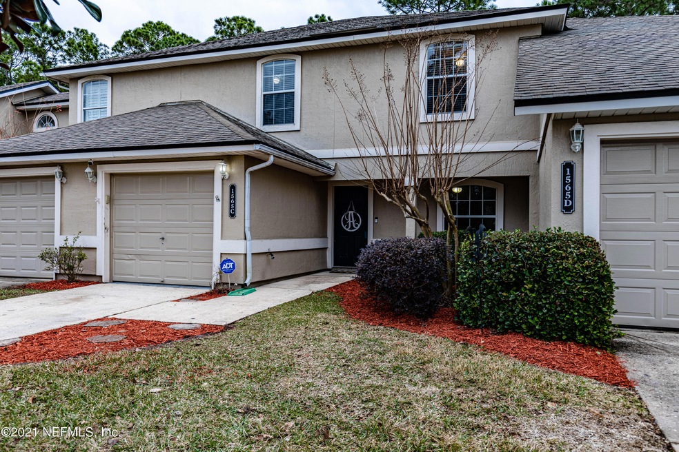 1565 Vineland Circle C-43