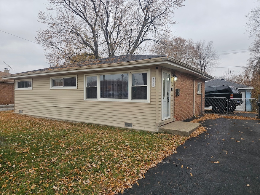 3114 W 163rd St, Markham, IL 60428 - photo 1