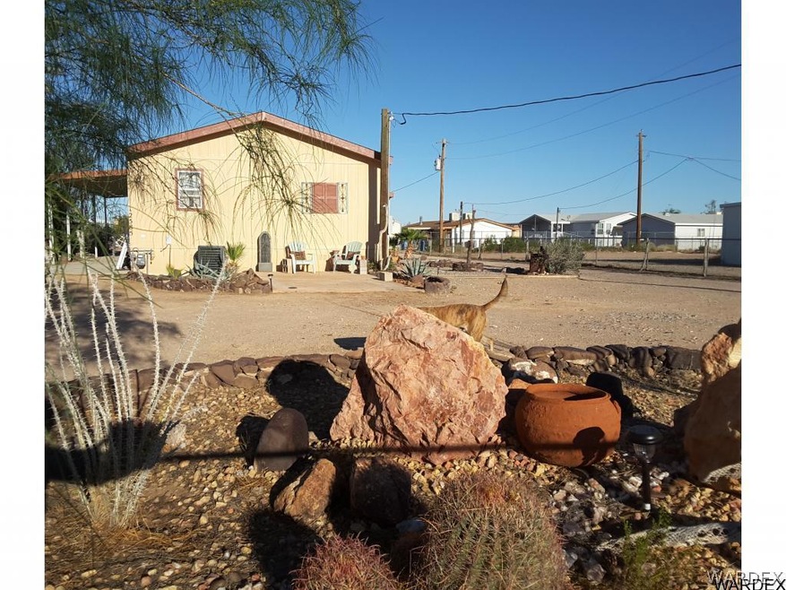 12585 S Apache Parkway