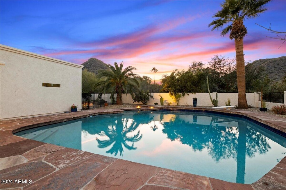 Sparkling. Pool
