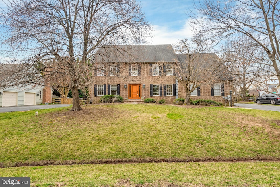 1472 Sharps Point Rd, Annapolis, MD 21409 - photo 1