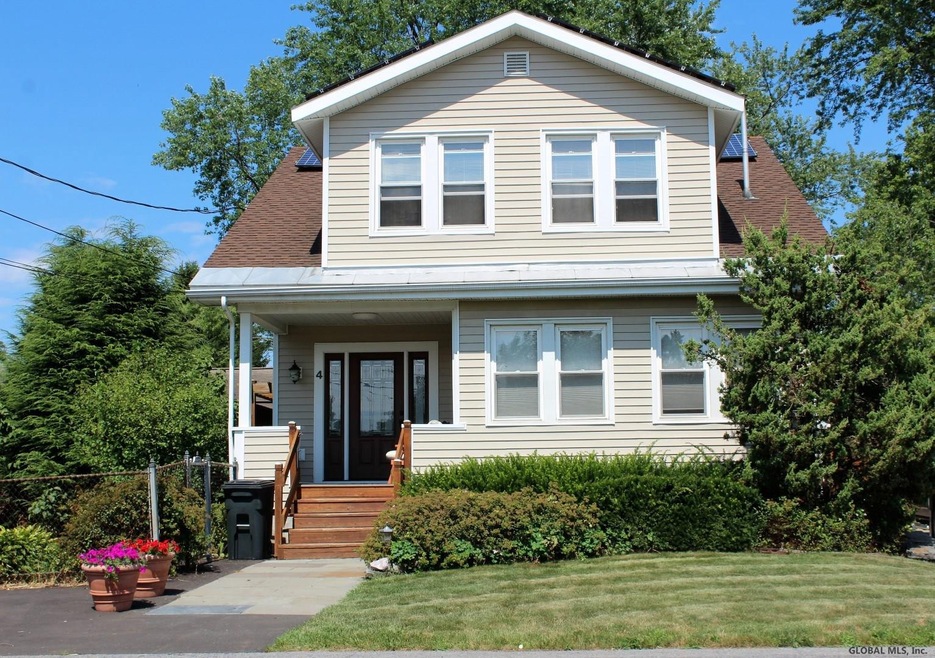 4 Michigan Ave, Rensselaer, NY 12144 - photo 1