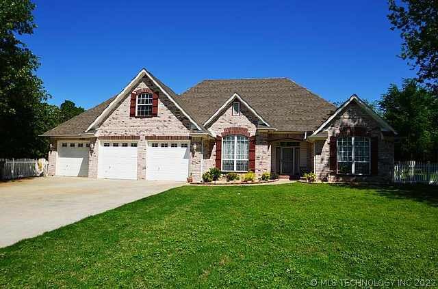 13425 Hickory Dr, Claremore, OK 74019 - photo 1