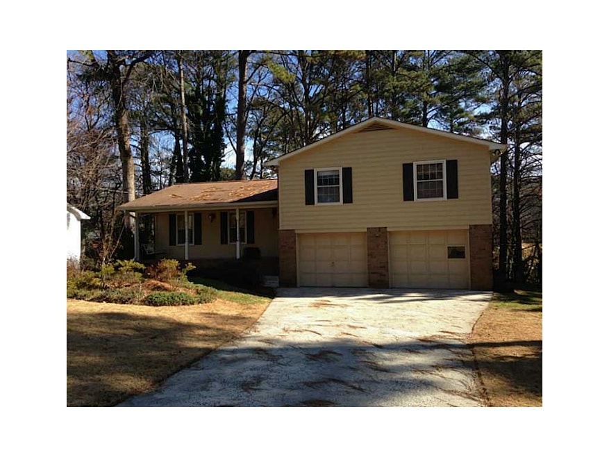 3280 Foxwood Trail SE, Smyrna, GA 30082 - photo 1