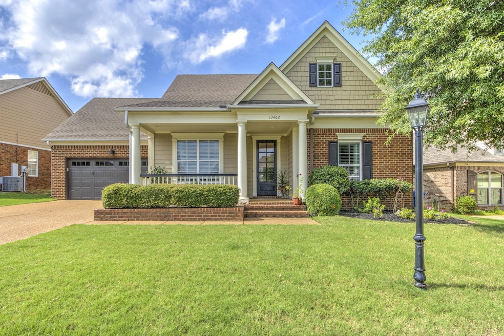 Craftsman inspired home with a 