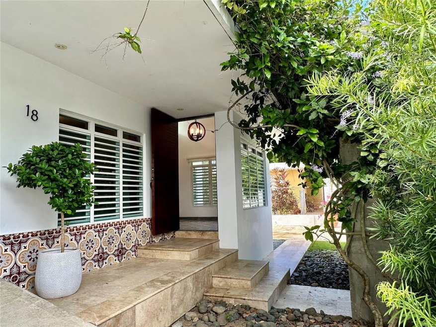18 Tapia, San Juan, PR 00911 - photo 1
