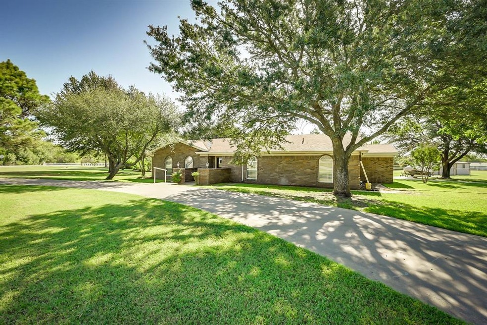 1000 Fm 3048, Joshua, TX 76058 - photo 1