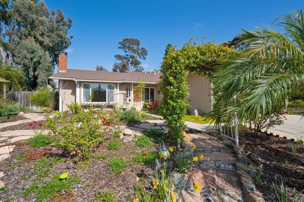 351 Village Run E, Encinitas, CA 92024 - photo 1