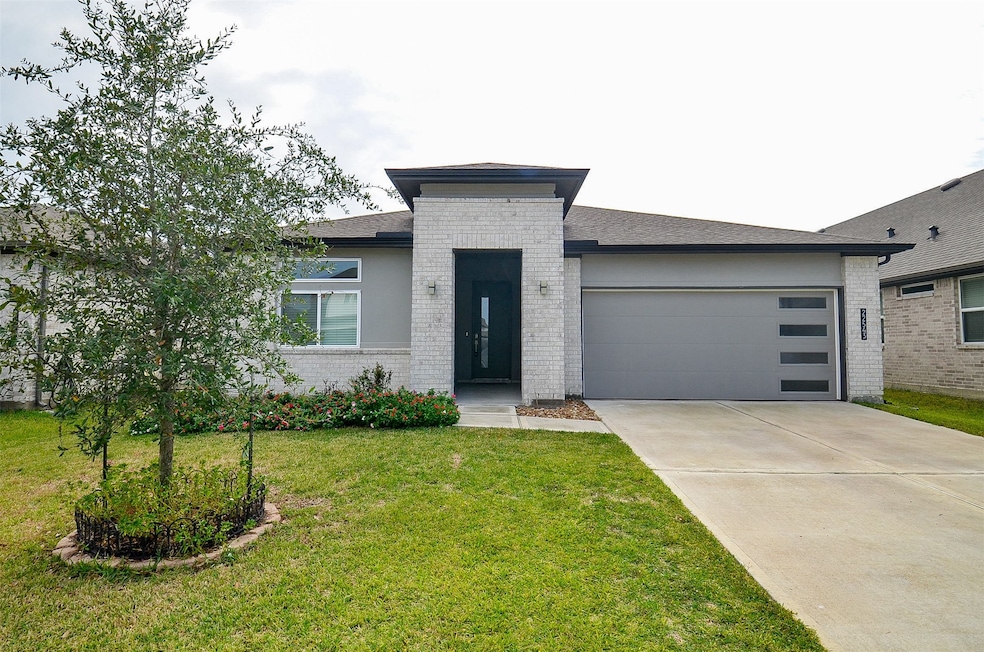 22543 Loreto Costa Ln, Katy, TX 77449 - photo 1