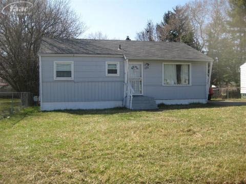 1258 E Princeton Ave, Flint, MI 48505 - photo 1