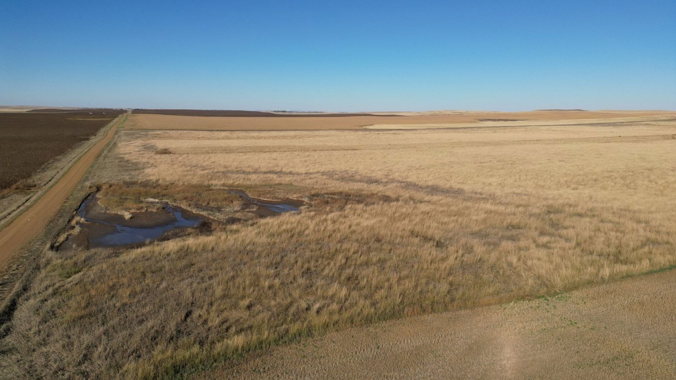 0 Tbd unit 25438671, Reeder, ND 58649 - photo 1