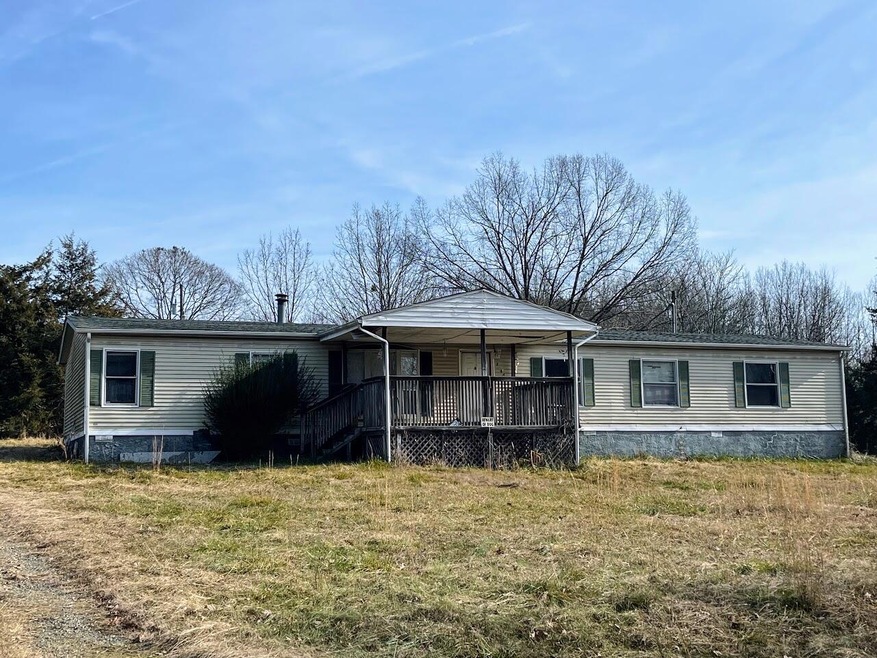 2184 Green Pond Rd, Chatham, VA 24531 - photo 1