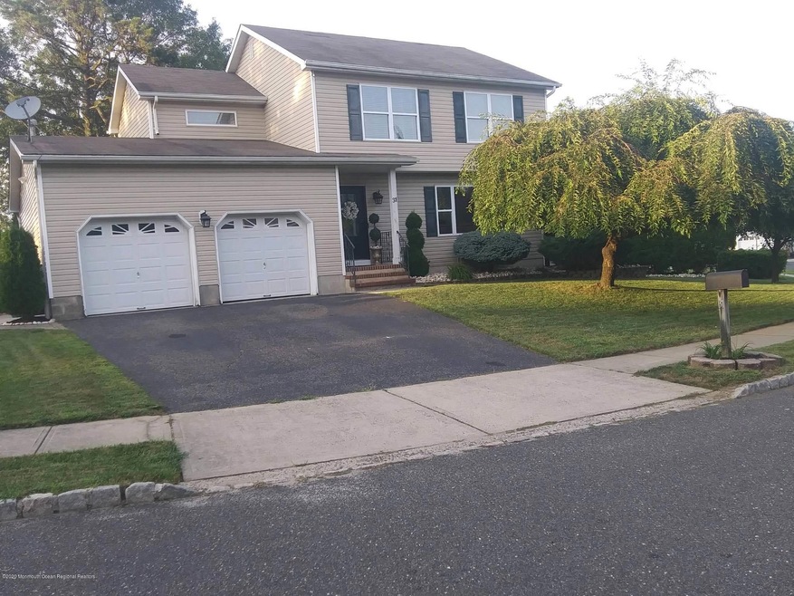 Immaculate 4 Bedroom 2.5 Bath