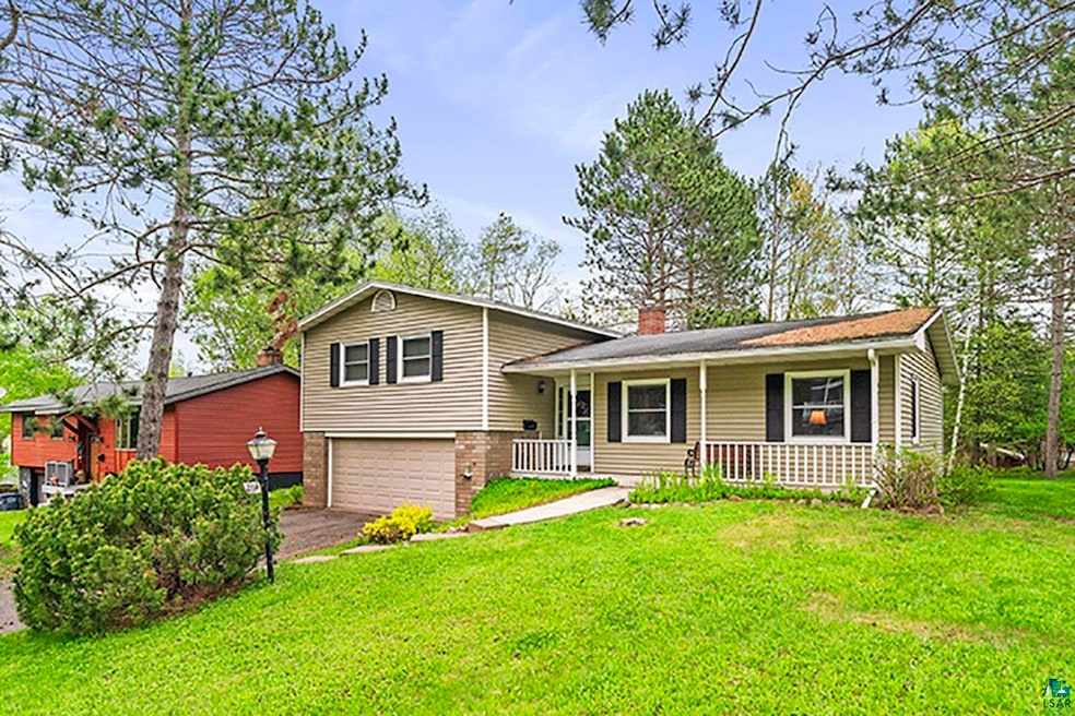 2134 Dunedin Ave, Duluth, MN 55803 - photo 1